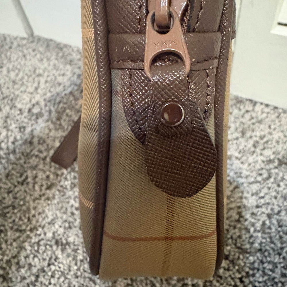 Vintage Burberrys Brown Plaid Wristlet Clutch/Cosmetic Bag - Picture 4 of 17